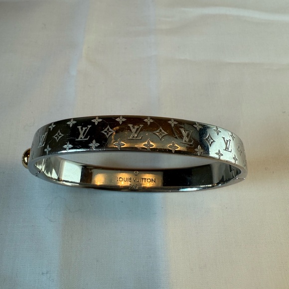 Louis Vuitton Silver Monogram Idylle Bangle Bracelet - Picture 1 of 6